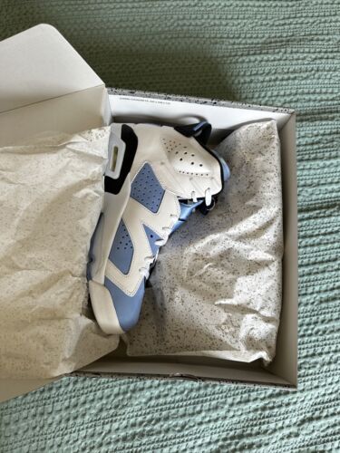 Size 9.5 - Air Jordan 6 Retro Mid UNC Home - Picture 3 of 5