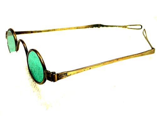 1850'S GERMAN BRASS OVAL GREEN SUNGLASSES WITH HALLMARKED "ARTICULATING TEMPLES! - Picture 3 of 8