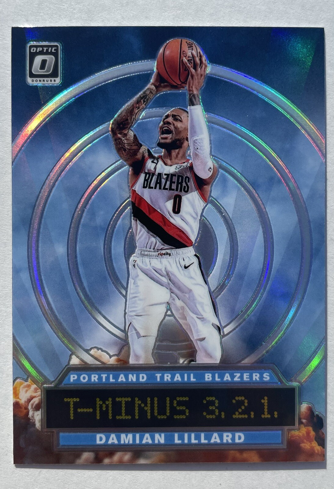 Damian Lillard 2019 Panini Donruss Optic T-Minus 3,2,1 Holo #7