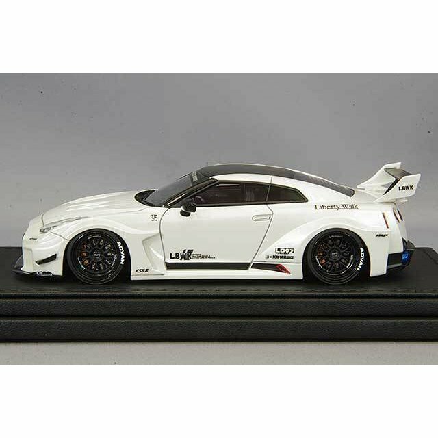 ignition model 1/43 LB-Silhouette WORKS GT NISSAN 35GT-RR ignition model 1/43 LB-Silhouette WORKS GT NISSAN 35GT-RR