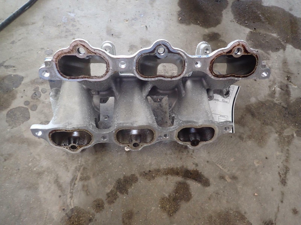 16 17 18 TACOMA Lower Intake Manifold 3.5L (6 cylinder