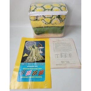 Vintage Bucilla Wildflower Afghan Kit 7744 Buttercup Wool Loom Flower Daisy DIY