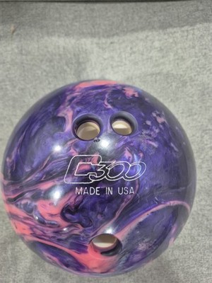 Bowling Ball Purple Cotton Candy Columbia 300 Black Dot 13.8 Lb