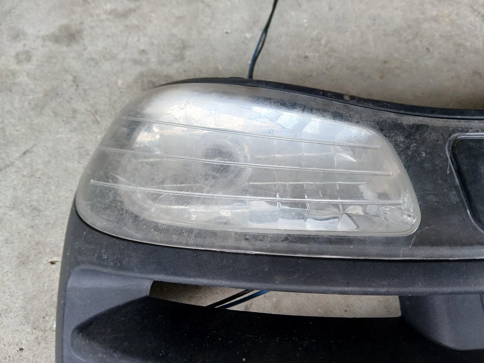 FARO PARACHOQUES PARRILLA ARTESANAL FABRICANTE DE EQUIPOS ORIGINALES 532427333, 404623X428, 198965 Foto 2 de 4