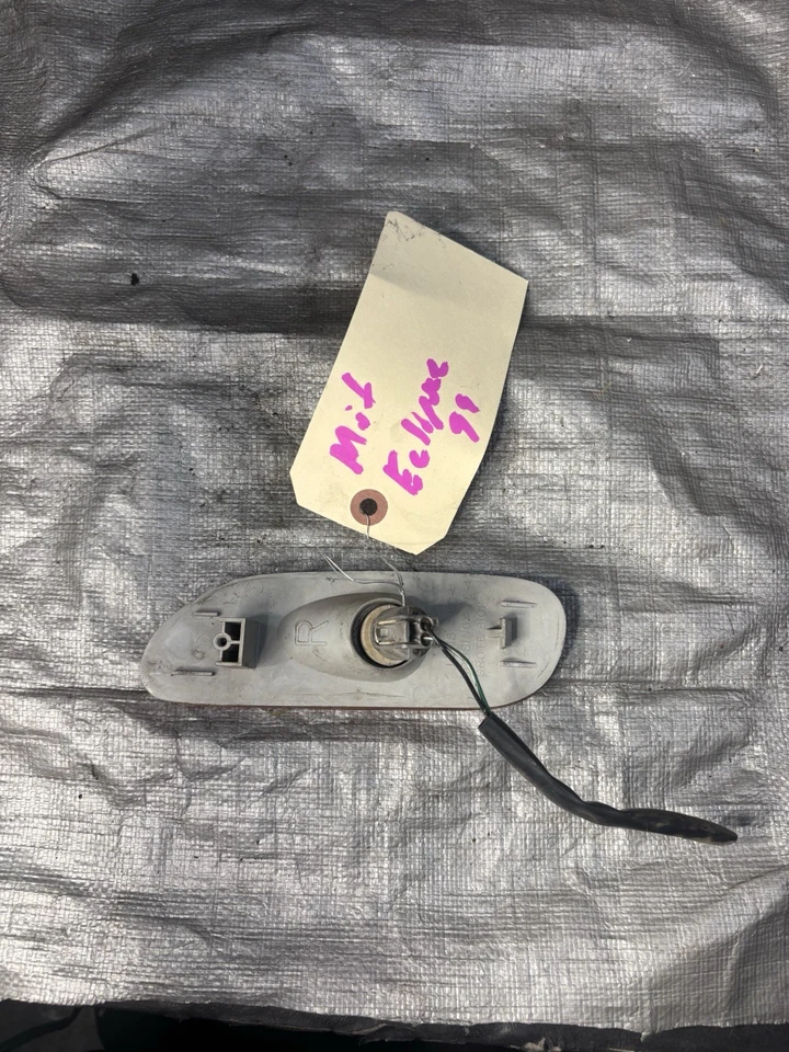 PARAGOLPES DELANTERO MITSUBISHI ECLIPSE 1995-1999 REFLECTOR NARANJA LADO DEL CONDUCTOR IZQUIERDO OEM Foto 2 de 2