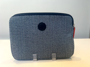 LUFTHANSA PORSCHE DESIGN. Business Class Trousse de voyage Amenity kit