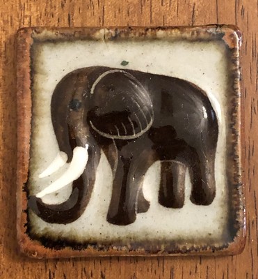 Glazed Pottery Ceramic Tile Brown Elephant With White Tusk 2.5 In