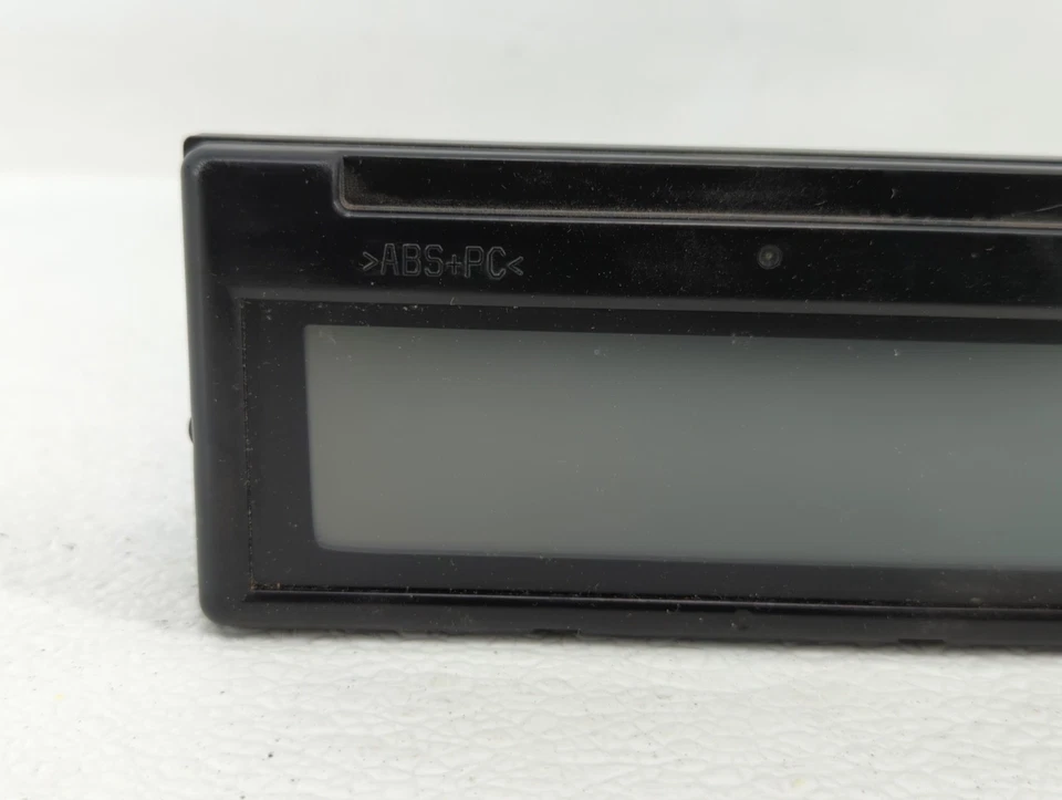 2011 Chevrolet V30 Information Display Screen H4S8B - Image 2 of 4