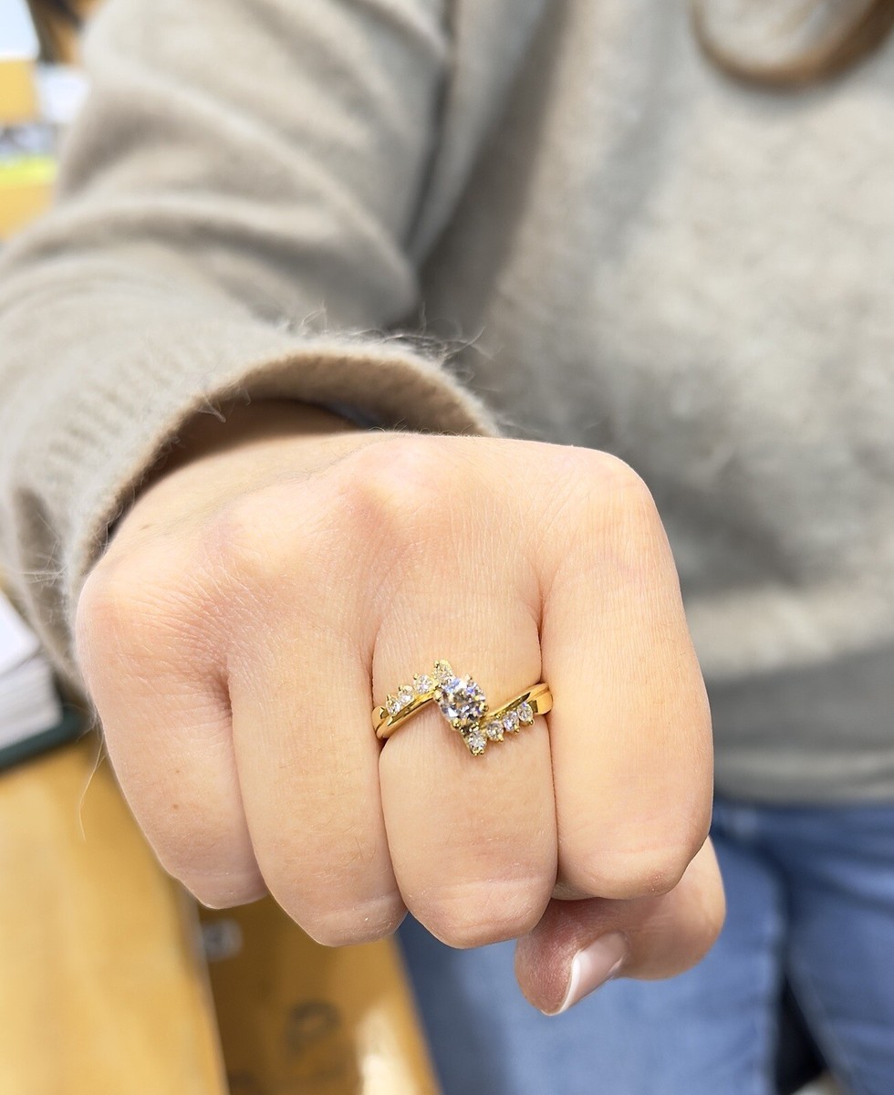 Bague Solitaire Or Jaune 18 Carats Avec Diamant - Taille 47 Ajustable, Occasion Comme Neuve