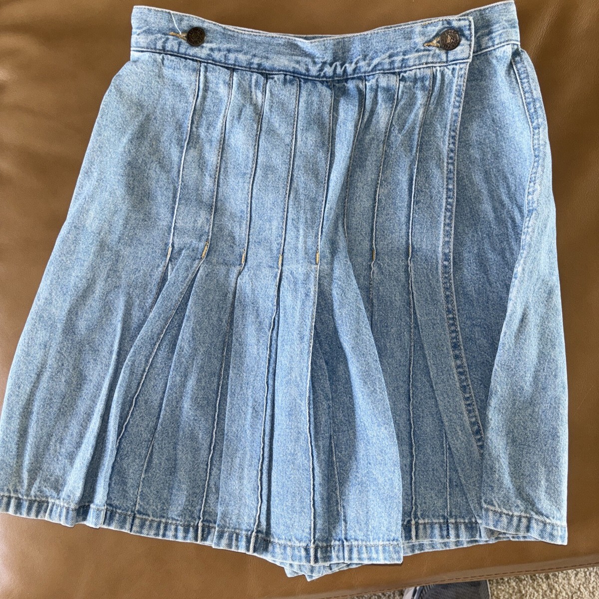 Liz Wear Denim Skirt Women's Size Petite Button Front Excellent
