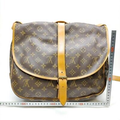 Louis VUITTON year 2000 - Bag Saumur 35cm in Monogram …