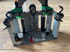LEGO 4735 Harry Potter Slytherin Set Complete with Manual and Box
