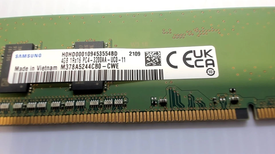 HP Udimm 4GB DDR4-3200 Memory - Image 2 of 3