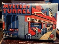 NICE SELDO SEEN Vintage 1930's MARX MYSTERY TUNNEL W/ TWO WIND UP CARS in BOX