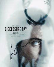 JOSH O'CONNOR signed Autogramm 20x25cm DISCLOSURE DAY in Person autograph COA