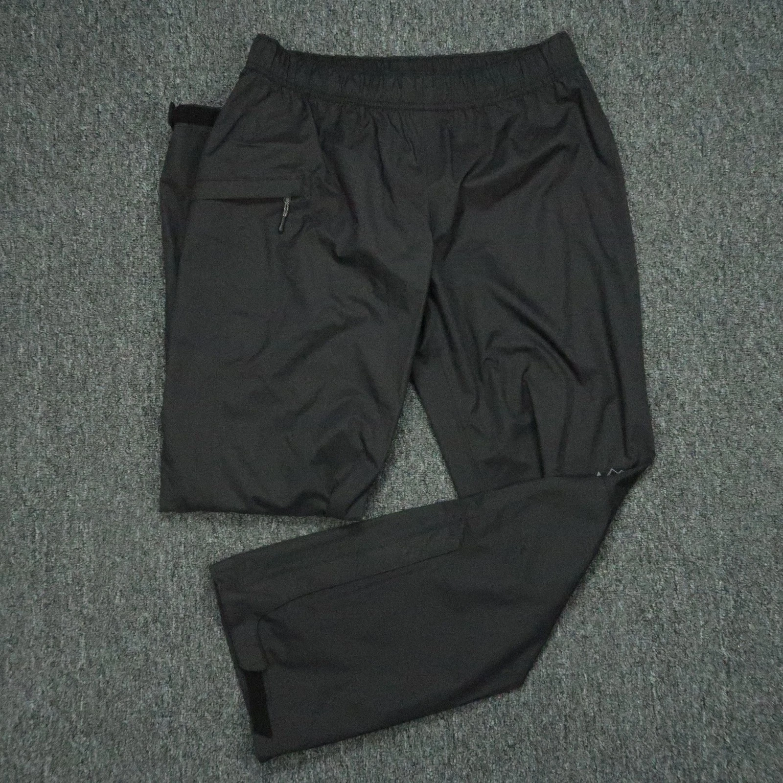 REI Co-op Pants Mens Small Black Rain Outdoors Ankle Zip Lined Nylon Hiking