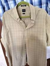 Arrow Casual Shirt XL 17-17 1/2 Size. Wrinkle Free Material. 2-17