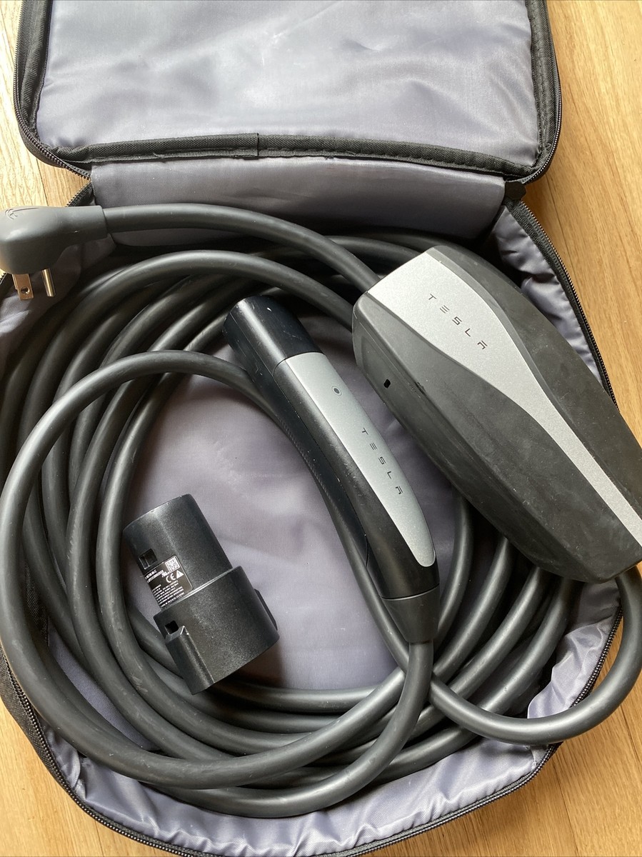 テスラ　純正　GEN2 モバイルコネクター　充電器 GEN II モバイルコネクターの在庫が復活したようです。 - TOCJ