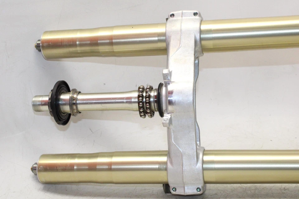 Juego de suspensión amortiguadora horquillas delanteras Kawasaki Ninja Zx10r Zx1000d 2006 par Foto 2 de 4