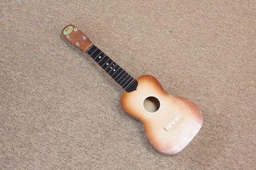 Vintage Regal Ukulele - Chicago w/ bag - Picture 3 of 10