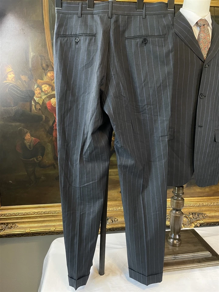 Isaia Napoli 48 | 38R 30 x 34 Gray Pinstriped Super 150's Slim BASE S 3Btn Suit - Image 3 of 4