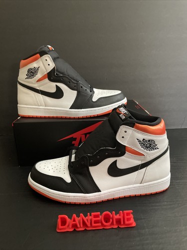 NIKE AIR JORDAN 1 RETRO HIGH OG 2021 