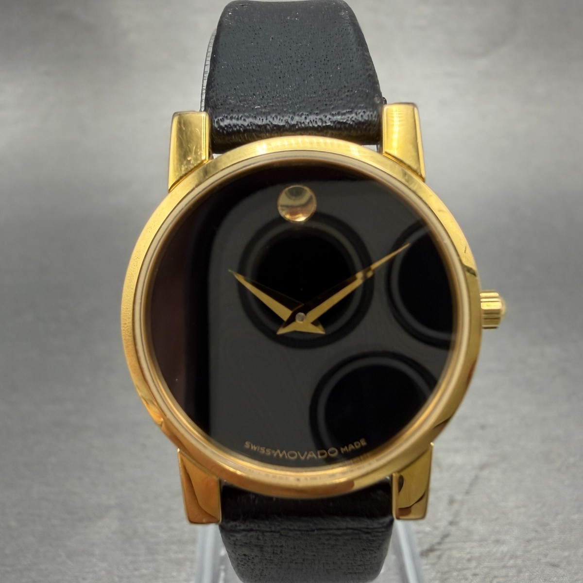 Movado Muesum Watch Women 25mm Black Dial Gold Tone Round 87  display picture 3