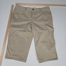 Dockers Women's Favorite Fit Flat Capri Pants Sz 14 Euc Khaki