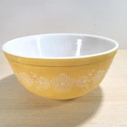#403 Pyrex Butterfly Gold  2 1/2 Qt. Mixing Nesting Bowl 1972-1978