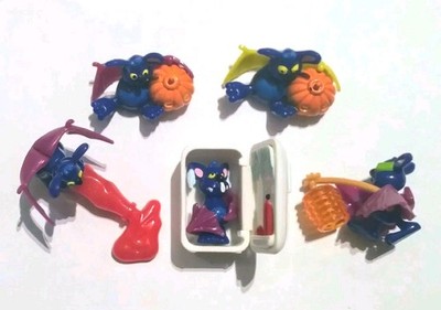 HALLOWEEN BATS LITTLE VAMPIRES KINDER SURPRISE FIGURES SET TOYS COLLECTIBLES