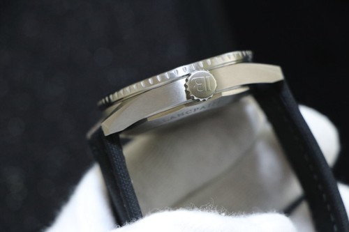 BLANCPAIN Cinquante Brasses Bathyscaphe 5000-1210-G52A Homme Montre De Japon - Photo 4 sur 7