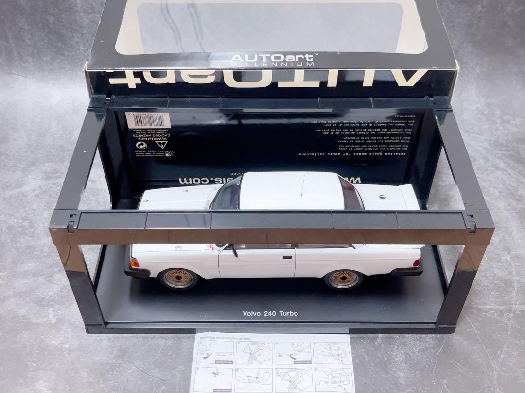 Autoart Volvo 240 Turbo 1/18 Minicar White Plain Body
