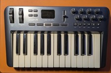 M-Audio Oxygen 25 Keyboard 3rd Gen with Power Cable
