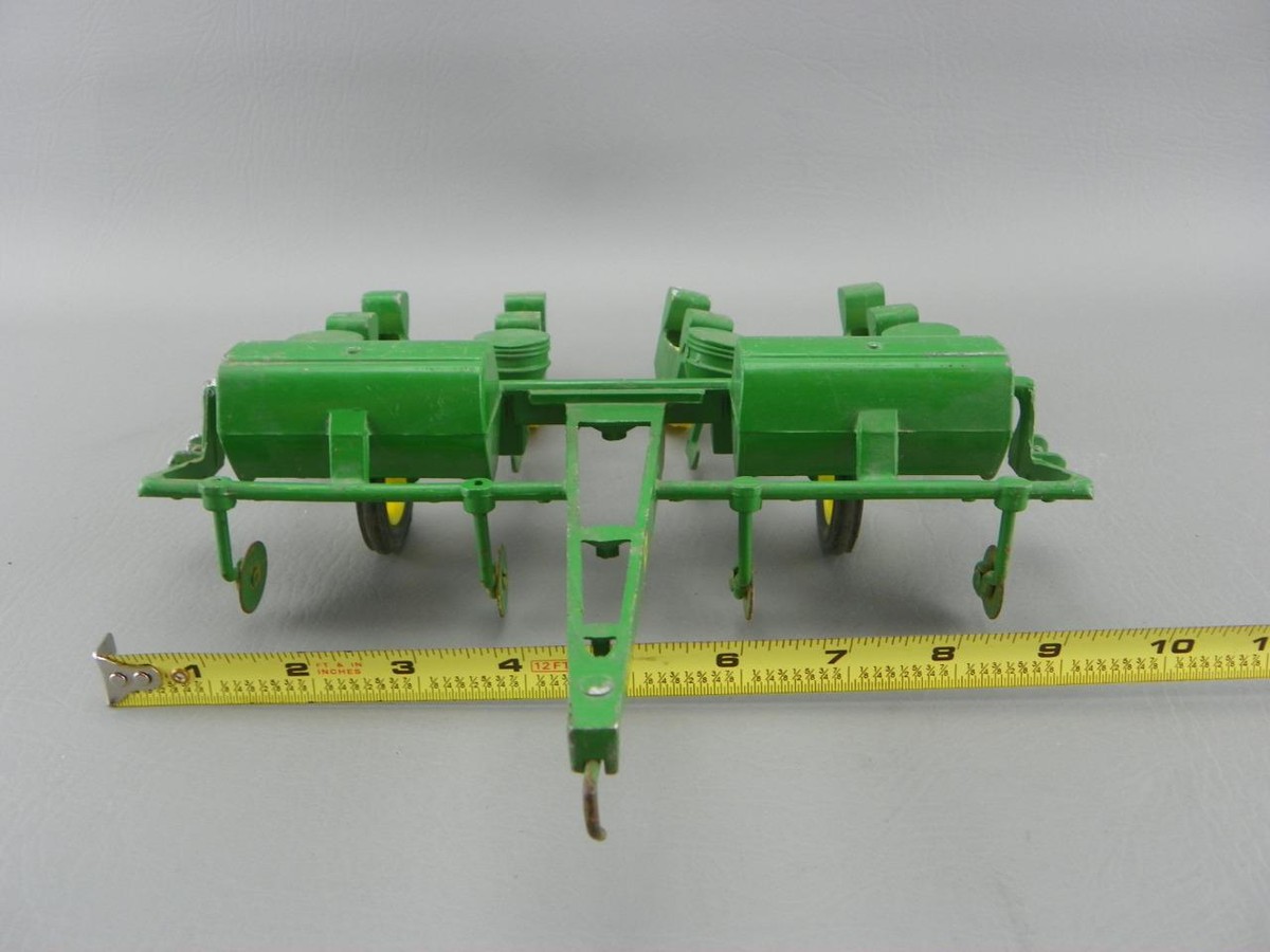 Vintage 1960's Ertl 494 / 495 Diecast 1:16 Scale John Deere 4 Row