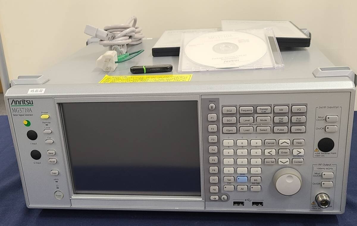 Anritsu MG3710A Vector Signal Generator Opt.002 036 043 046 Anritsu MG3710A Vector Signal Generator Opt.002 036 043 046
