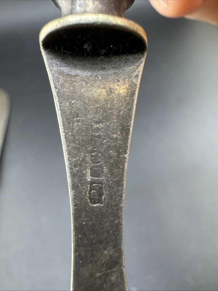 Juego de cuchillos tenedor de pescado Royal Seal plateado mangos de celuloide 1 tenedor 1 cuchillo Foto 3 de 4