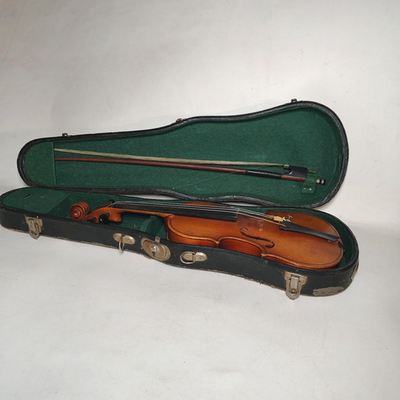 ANTIQUE Copy Of Antonius Stradivarius Made In Germany 1/8 VIOLIN