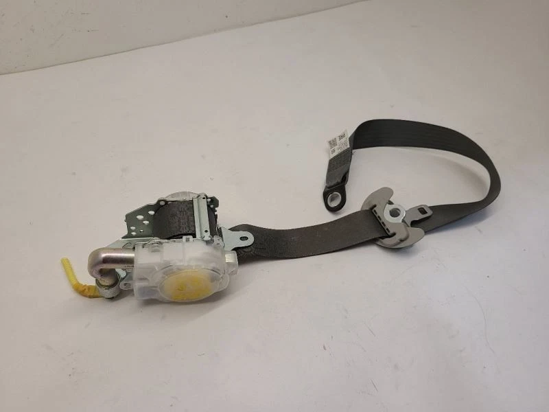 2011 11 TOYOTA SIENNA RH Right Front Bucket Passenger Seat Seat Belt Retractor Foto 2 de 4