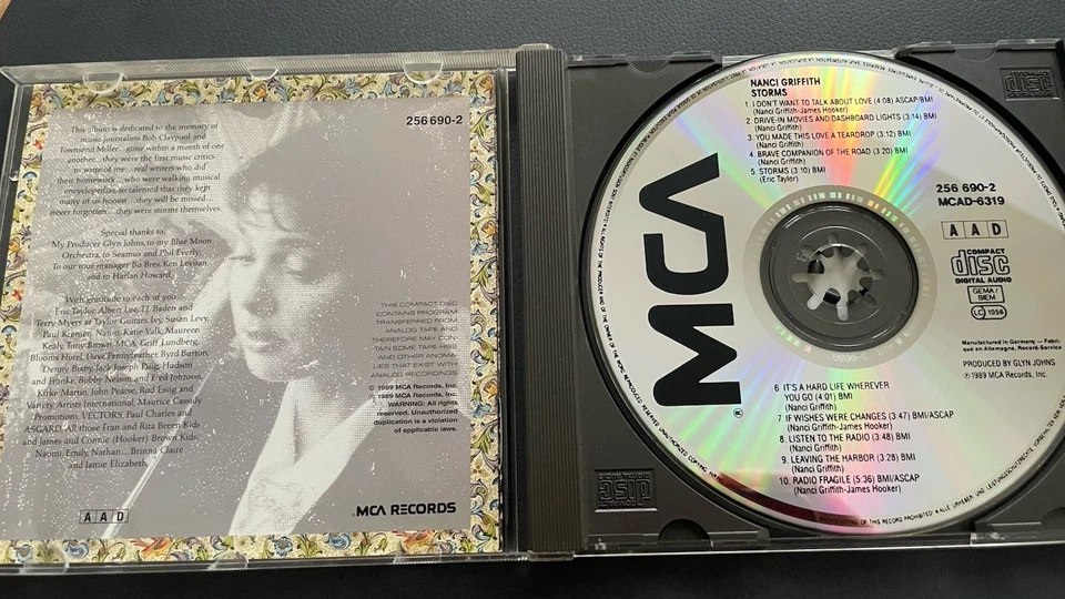 NANCI GRIFFITH 💿 STORMS CD - Bild 2 von 3