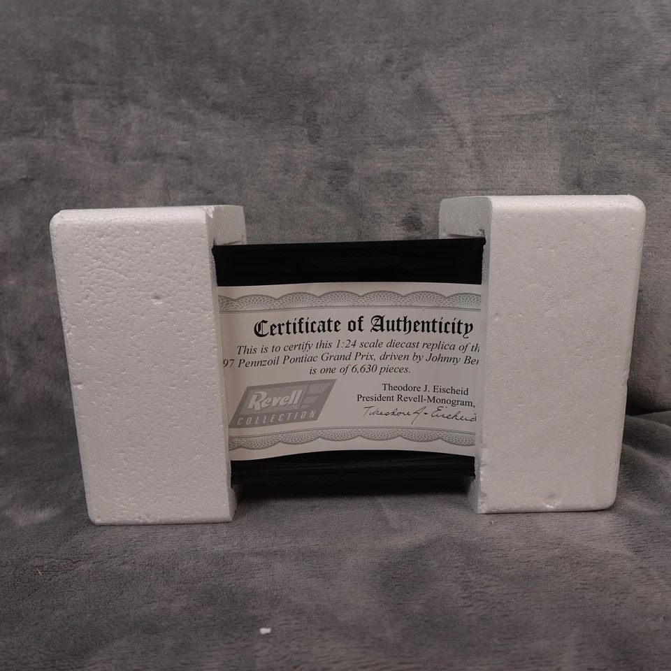 Pontiac Grand Prix 1997 vintage Revell Pennzoil #30 1:24 diecast Johnny Benson Foto 3 de 4
