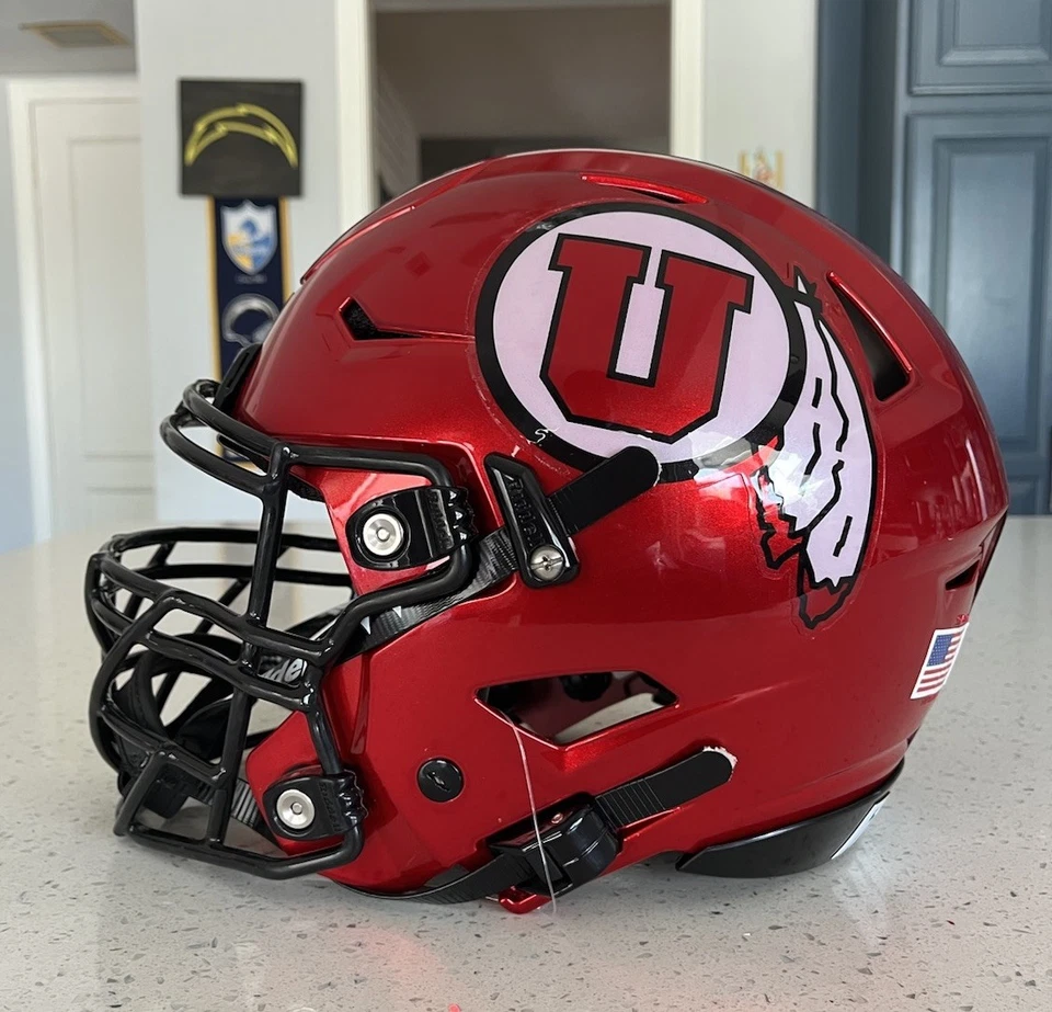 NEW NCAA UTAH UTES AUTHENTIC RIDDELL SPEEDFLEX FULL SIZE FOOTBALL HELMET!!! - Image 1 of 4
