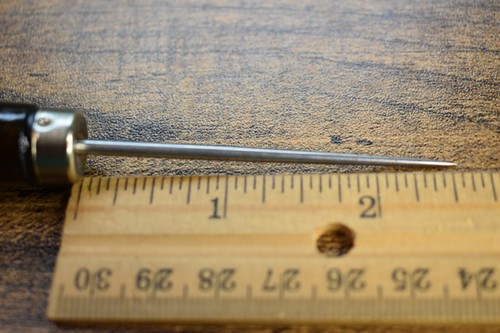 SALE !!! 1 Solid Wooden Handle Bodkin Needle for Fly Tying - Picture 4 of 4