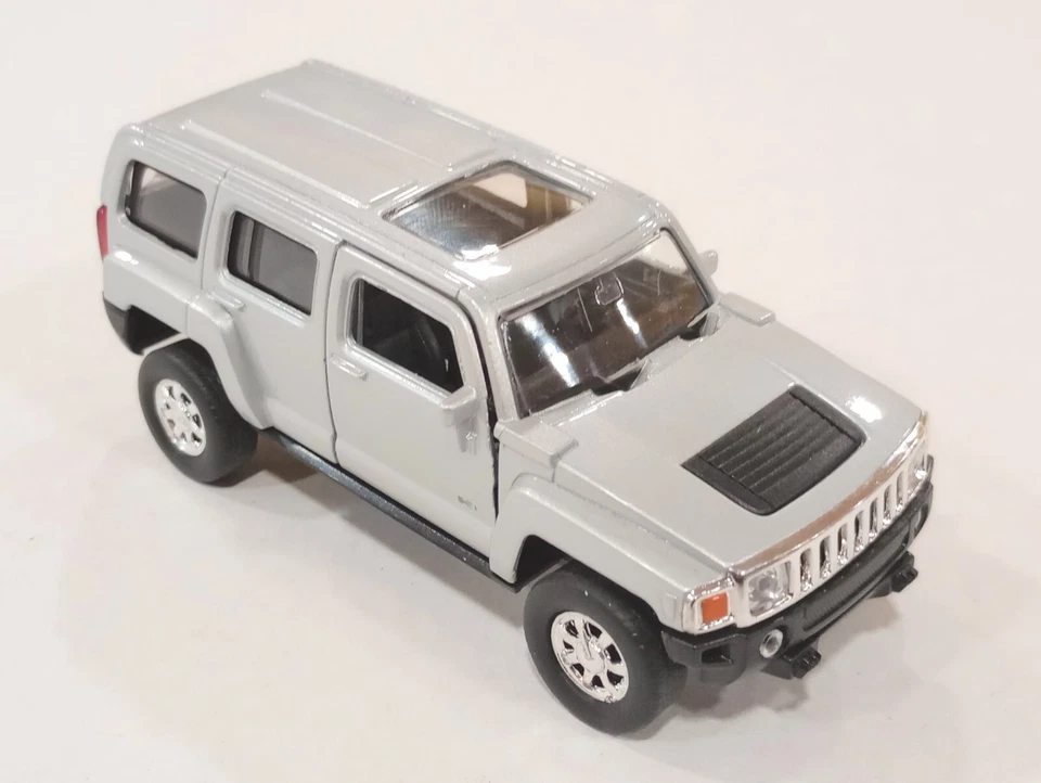Welly 1/34 HUMMER H3 Diecast Metal Model (#43629) - Image 2 of 4