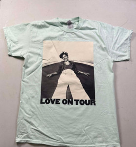 Harry Styles Love on Tour | eBay