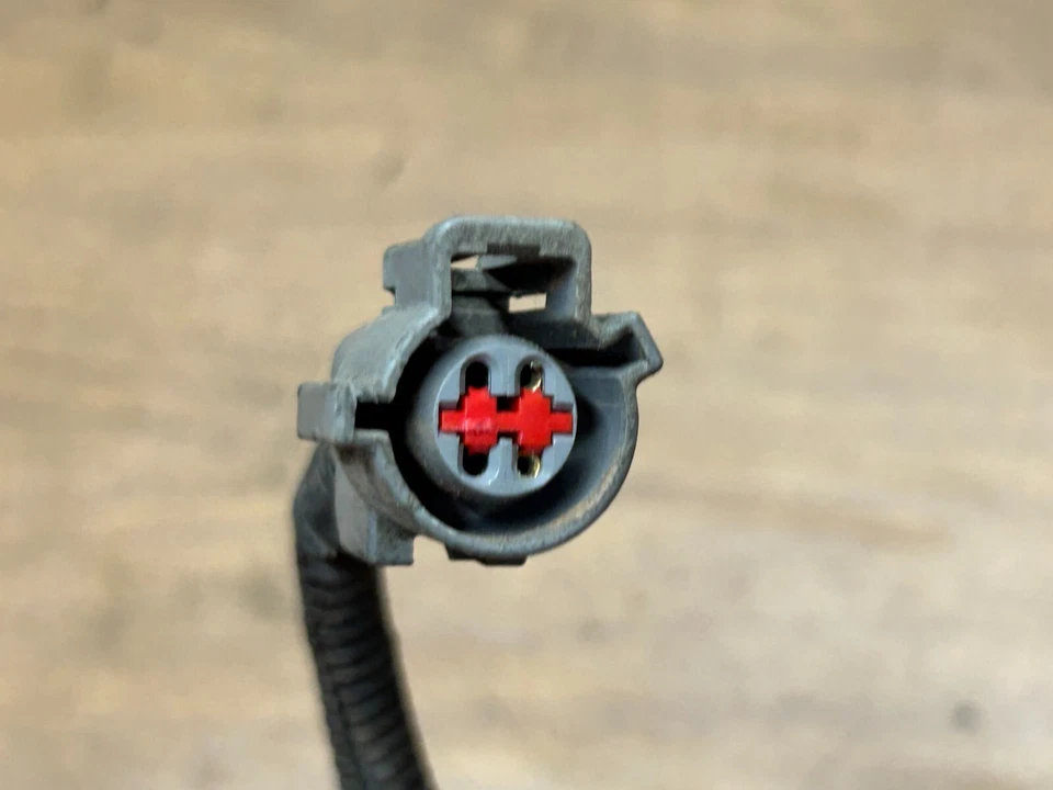 92-96 Ford F150 F250 F350 Pickup Only - Rear LICENSE PLATE Light WIRING HARNESS  - Image 4 of 4