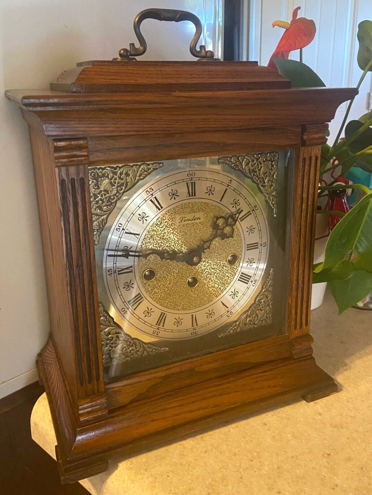 VERY NICE LINDEN GERMAN 8 DAY WESTMINSTER CHIME DARK OAK CARRIAGE MANTEL CLOCK!