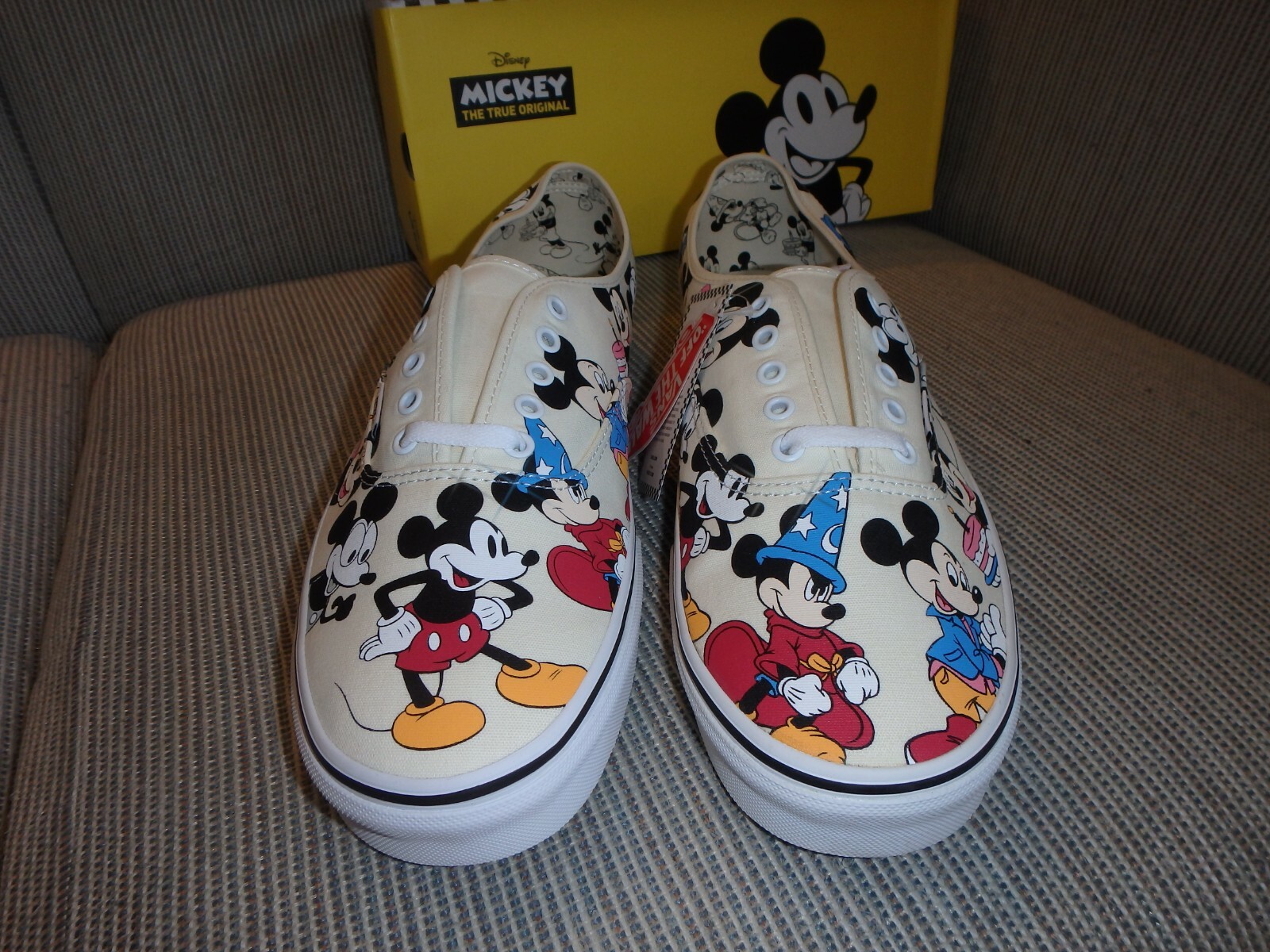 vans disney 2018