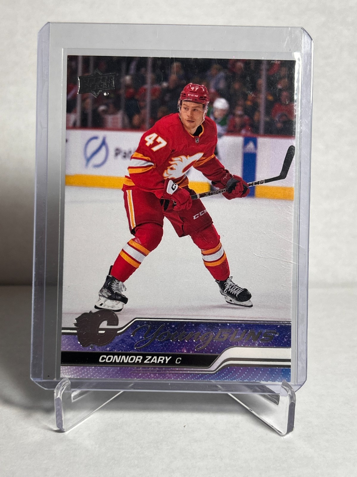 2023-24 Upper Deck Series 2 Young Guns Connor Zary #496 Calgary Flames