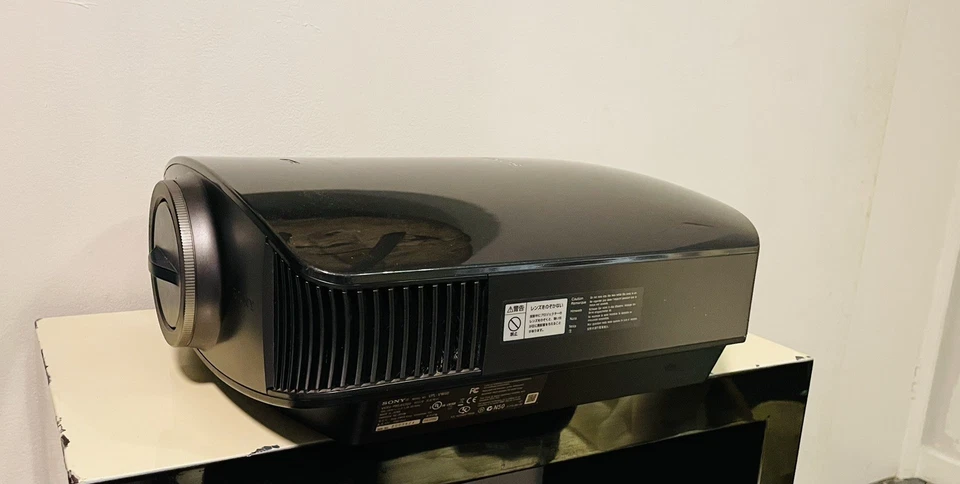 Sony Bravia VPL-VW60 SXRD Video Projector - with Remote etc - Image 2 of 4