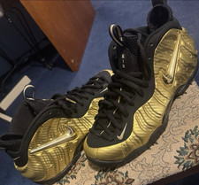 Nike Air Foamposite One Mens High Top Lace Up...